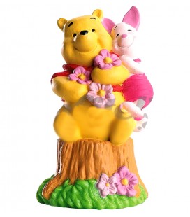Winnie The Pooh cake figure
